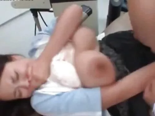 ஒரு இளம் விற்பனைப் ப ...